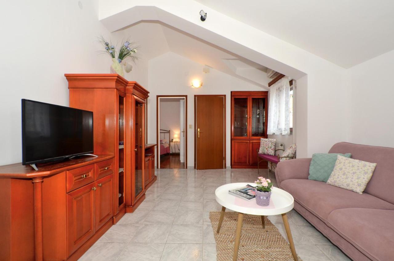 Apartmani Basic 1 Σπλιτ Εξωτερικό φωτογραφία