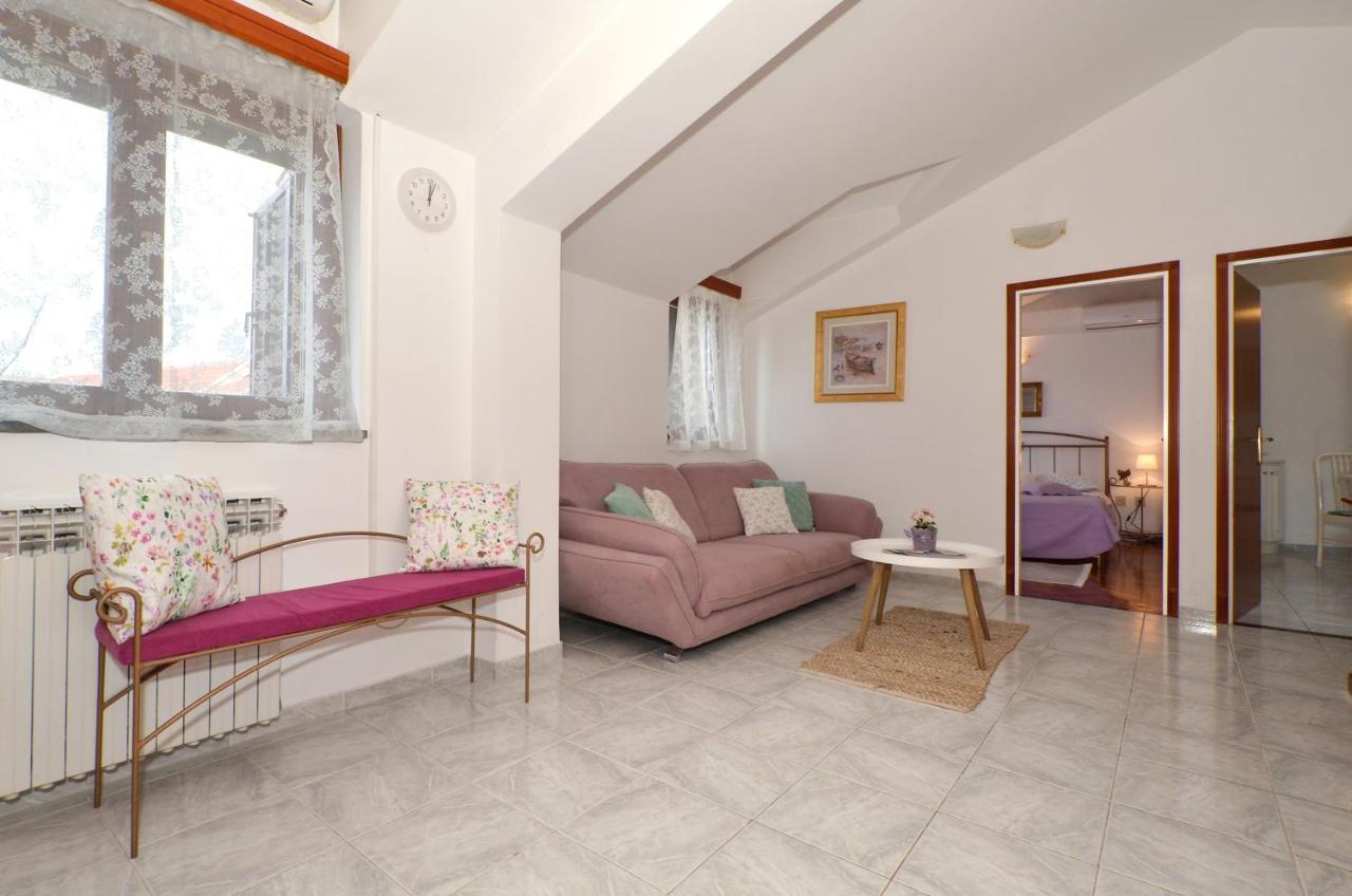 Apartmani Basic 1 Σπλιτ Εξωτερικό φωτογραφία